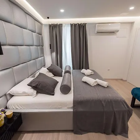 10 Heritage Apartament *